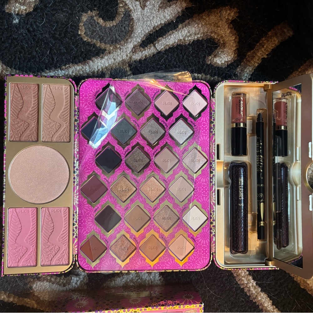 Tarte high performance naturals